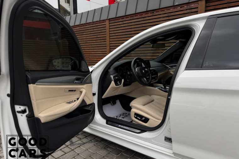 BMW 550i - 20
