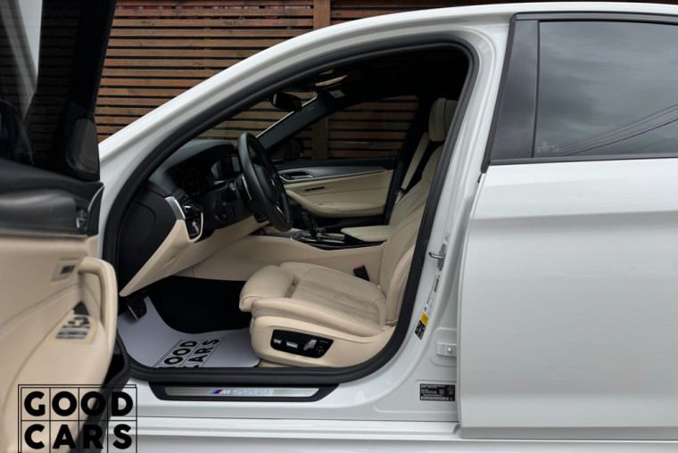 BMW 550i - 21