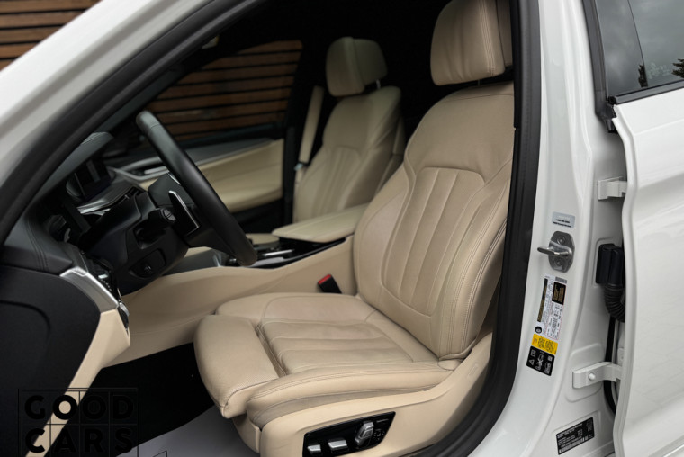 BMW 550i - 22
