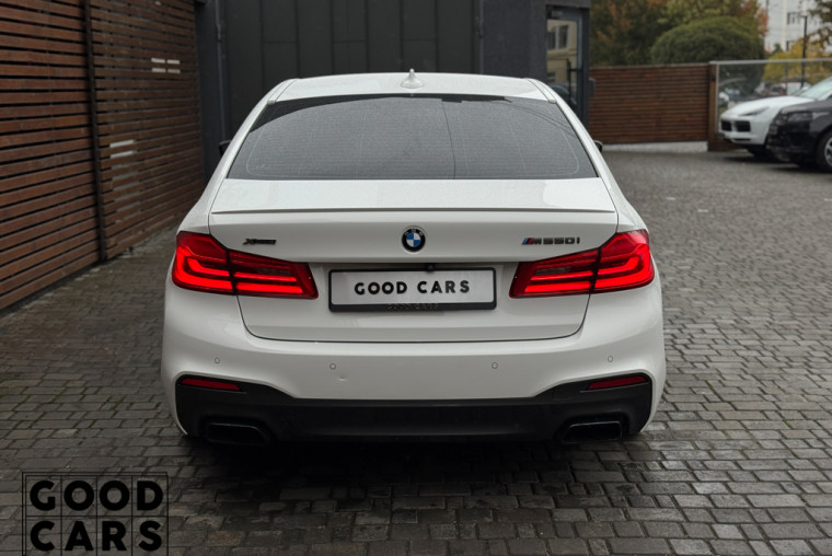 BMW 550i - 5