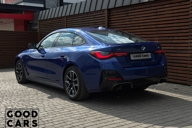 BMW i4 - 4