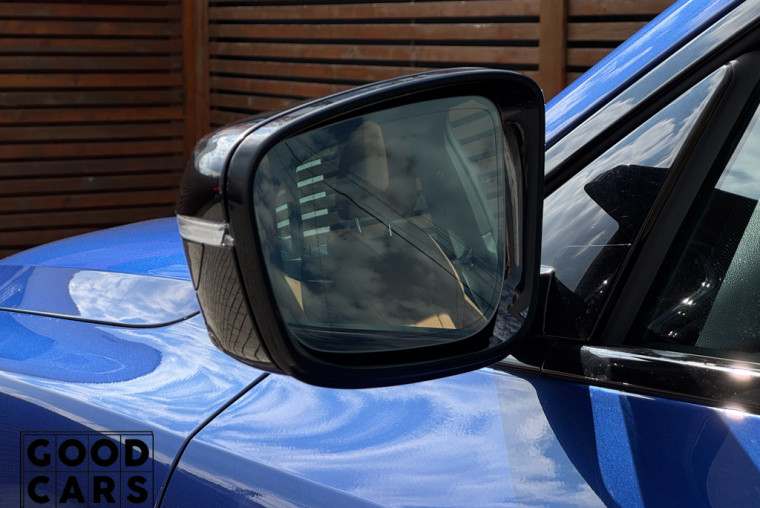 BMW i4 - 16