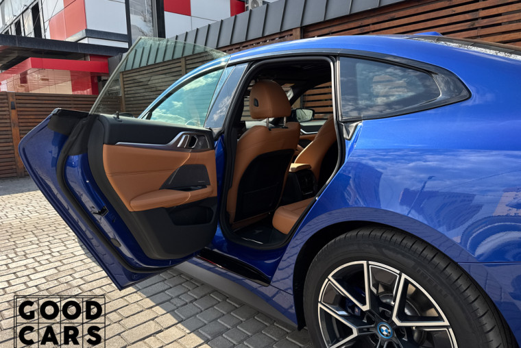 BMW i4 - 26