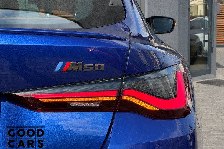 BMW i4 - 10