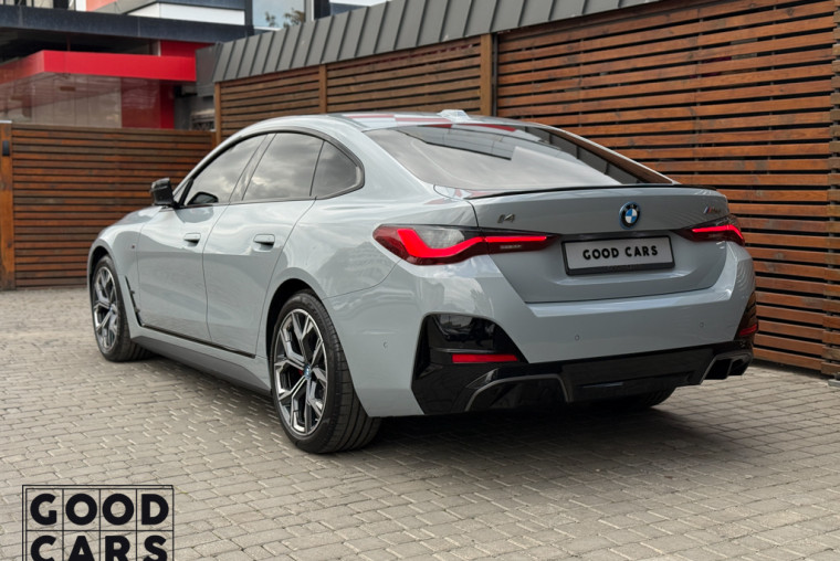 BMW i4 - 4