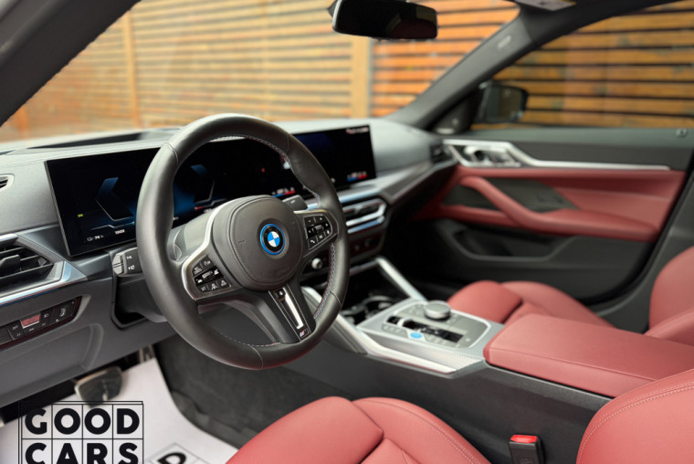 BMW i4 - 18