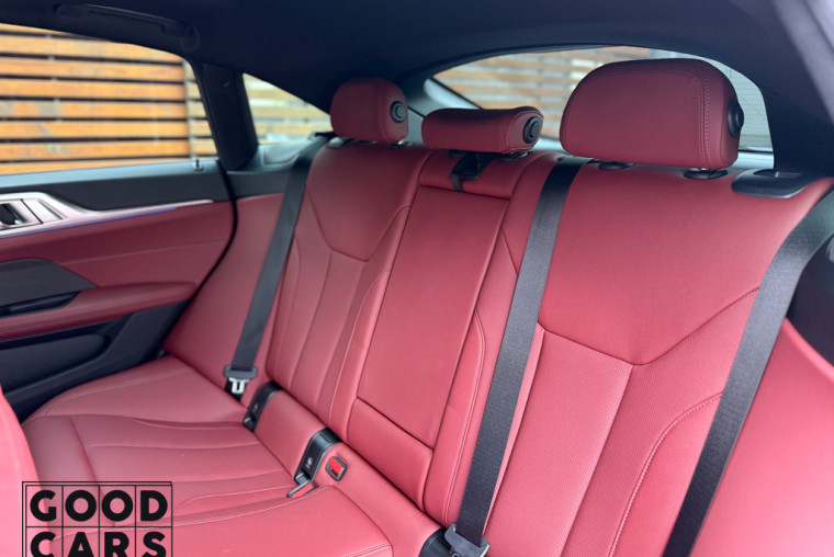 BMW i4 - 35