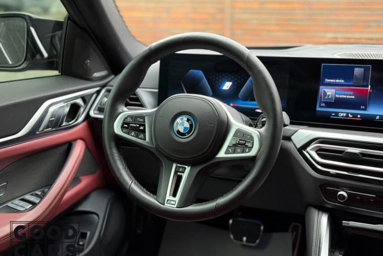 BMW i4 - 26
