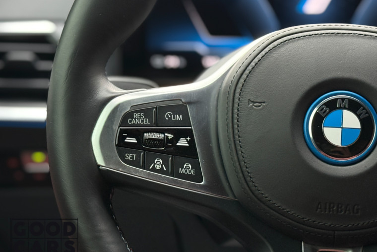 BMW i4 - 30