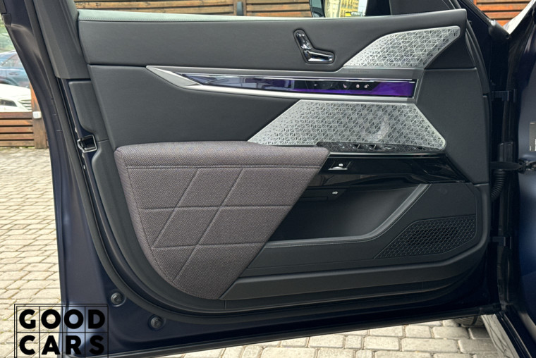 BMW i7 M70 - 22