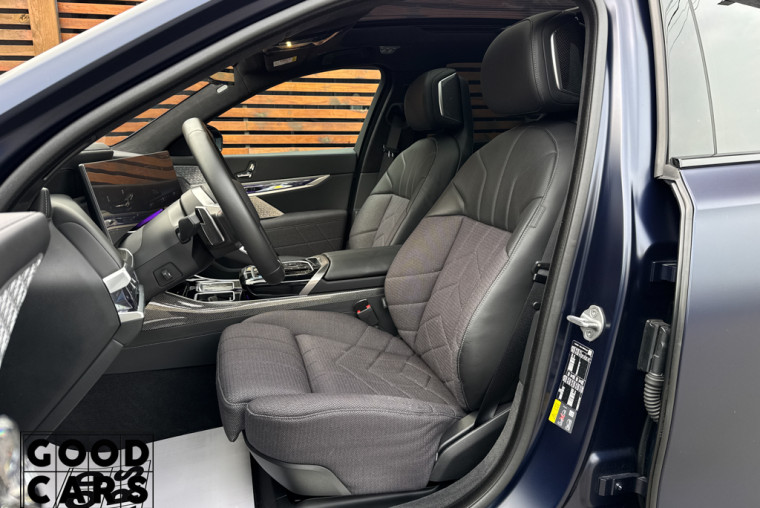BMW i7 M70 - 28