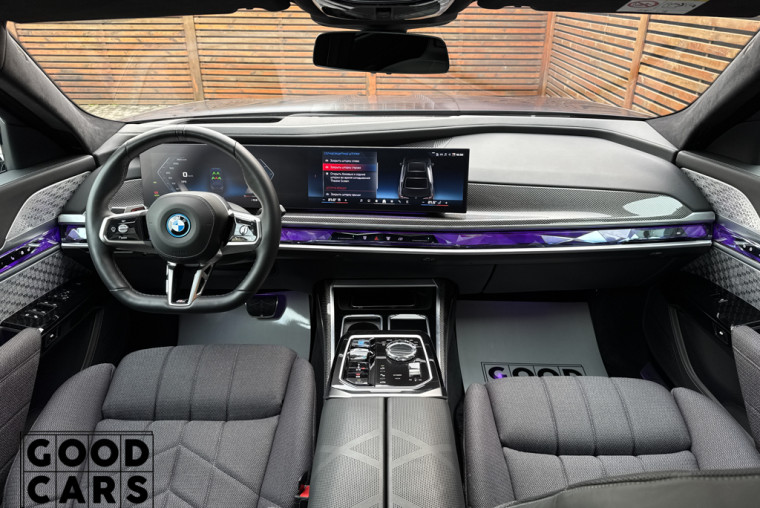 BMW i7 M70 - 44