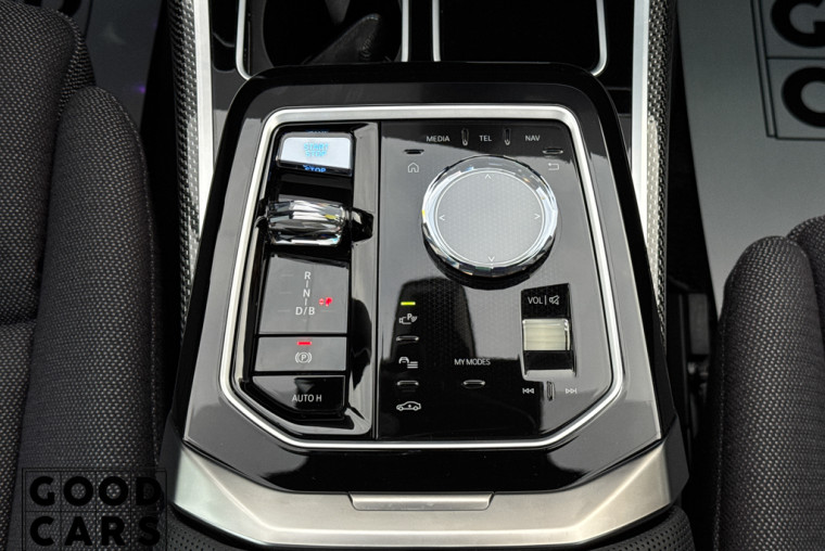 BMW i7 M70 - 49