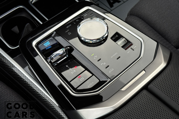 BMW i7 M70 - 50