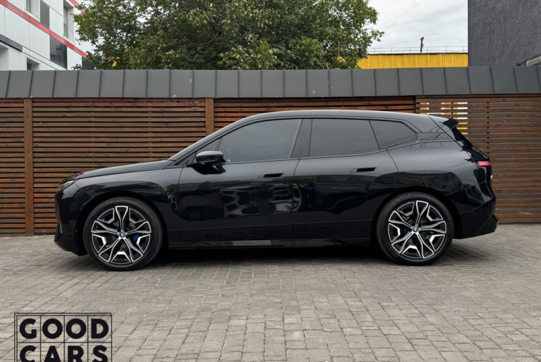 BMW IX50 - 3