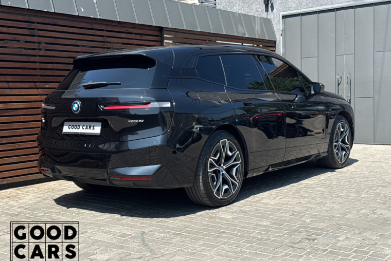 BMW iX50 - 6