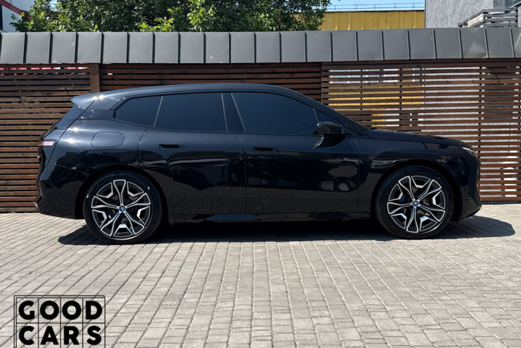 BMW iX50 - 7