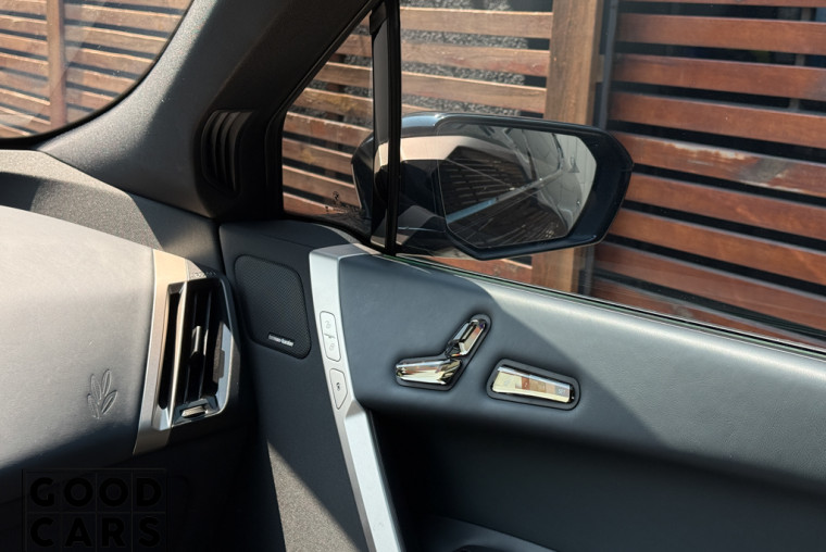 BMW iX50 - 52