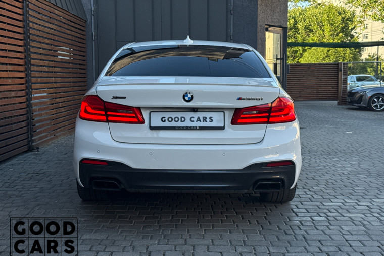 BMW 550i - 5