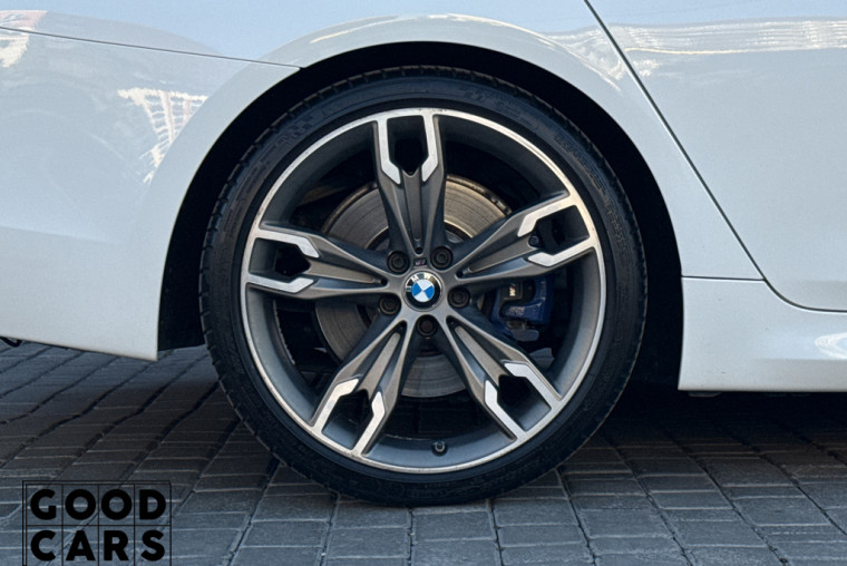 BMW 550i - 14