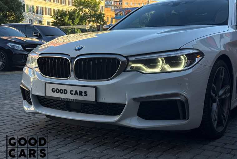 BMW 550i - 16