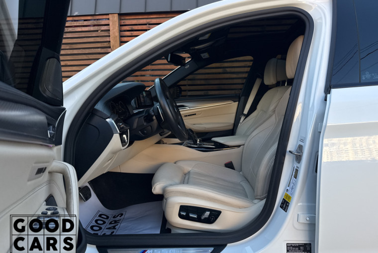 BMW 550i - 28