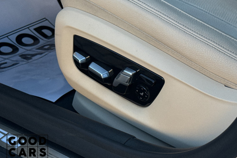 BMW 550i - 30