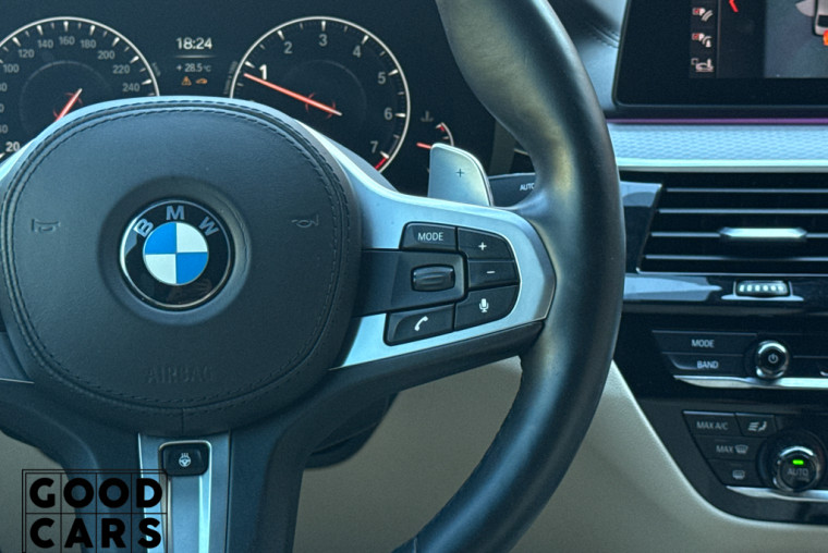 BMW 550i - 40