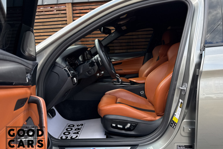 BMW M5 Competition - 28