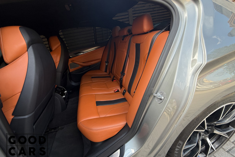 BMW M5 Competition - 35