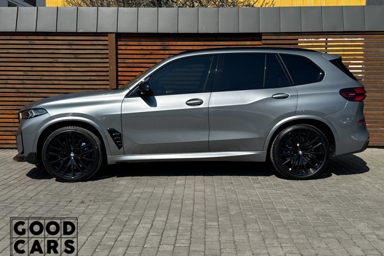 BMW X5 M60i - 3