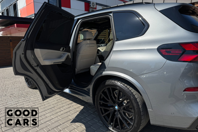 BMW X5 M60i - 33