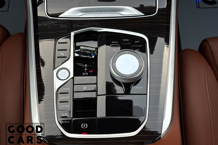 BMW X5 M60i - 54