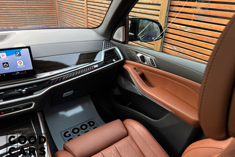 BMW X5 M60i - 56