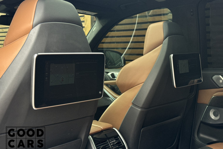 BMW X5 M Competition - 35