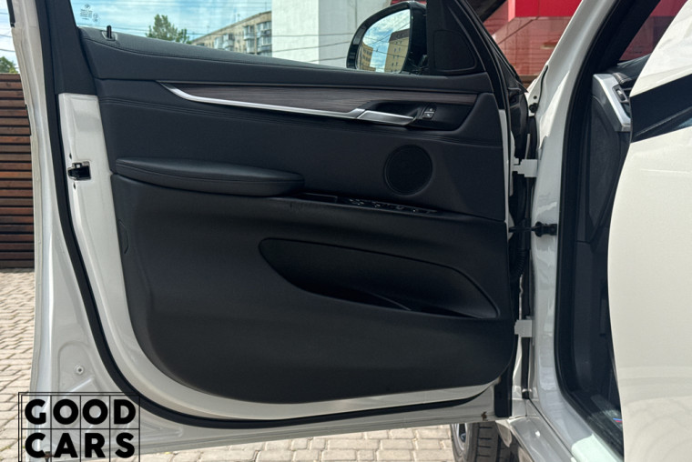 BMW X6 - 21