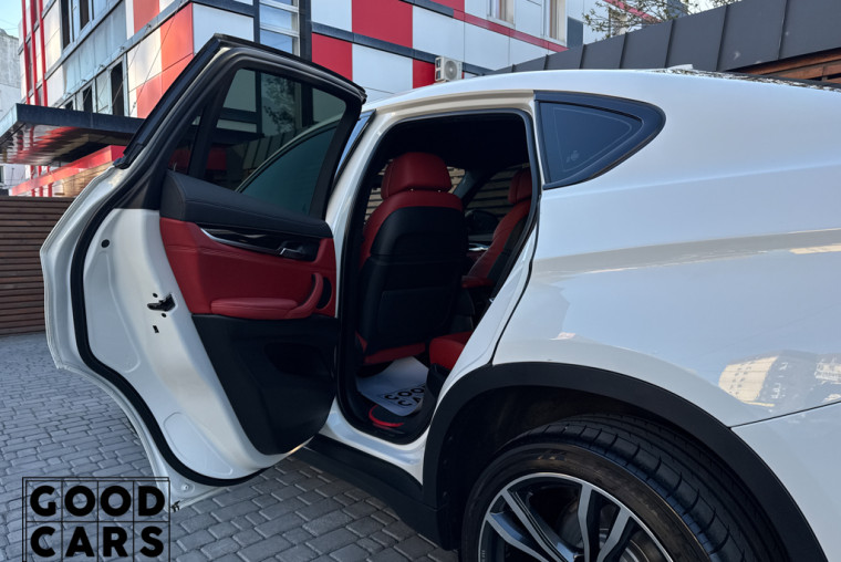 BMW X6 - 30