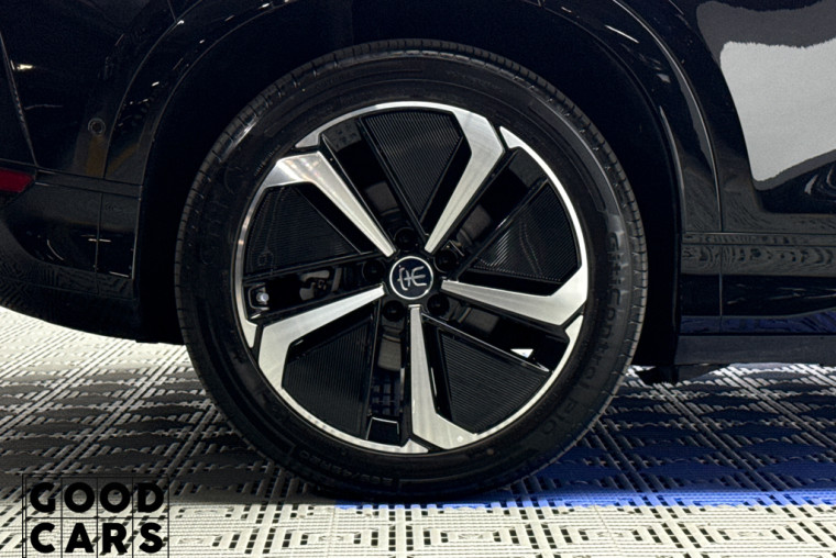 BYD Song L - 8