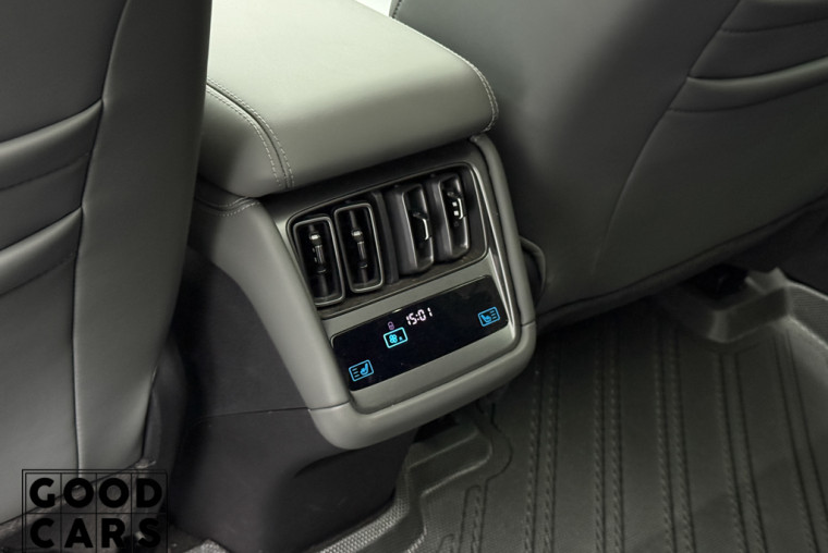 BYD Song L - 34