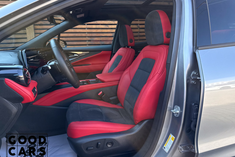 Chevrolet Blazer EV RS - 27