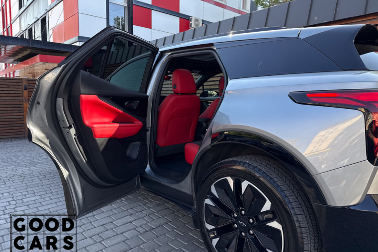 Chevrolet Blazer EV RS - 31