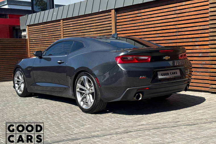 Chevrolet Camaro - 4