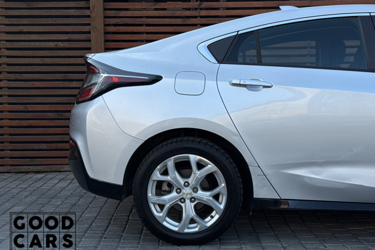 Chevrolet Volt - 11