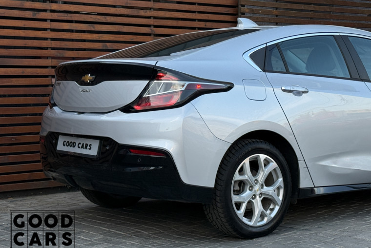 Chevrolet Volt - 15