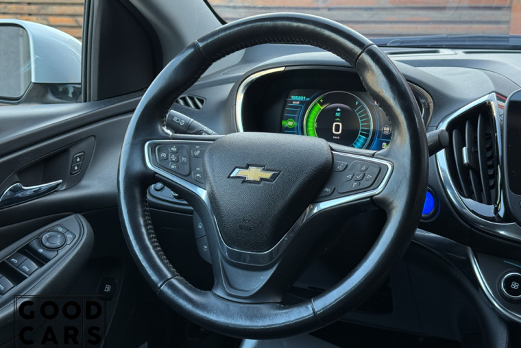 Chevrolet Volt - 32