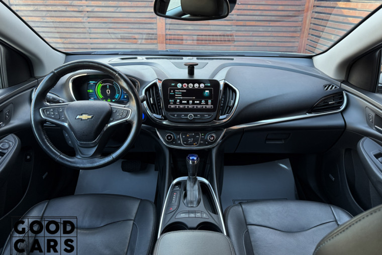 Chevrolet Volt - 37