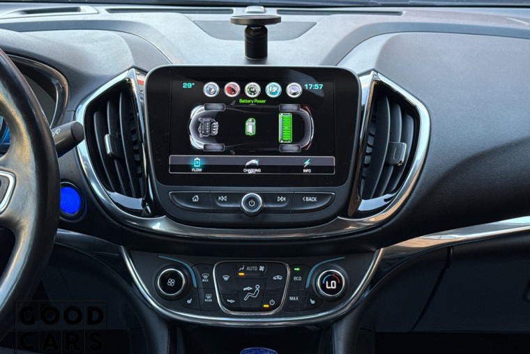 Chevrolet Volt - 39