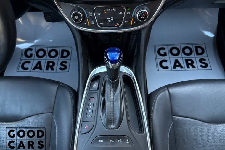 Chevrolet Volt - 42