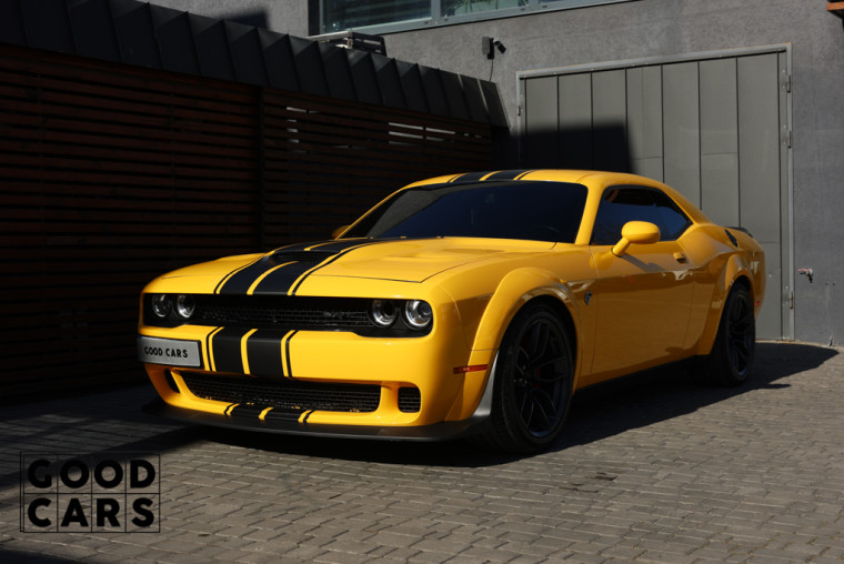 Dodge Challenger SRT6.2 HEMI - 2