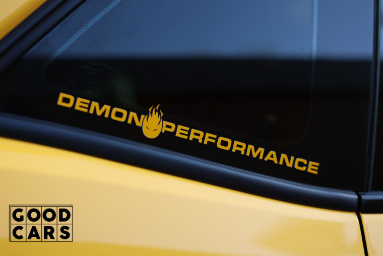 Dodge Challenger SRT6.2 HEMI - 19